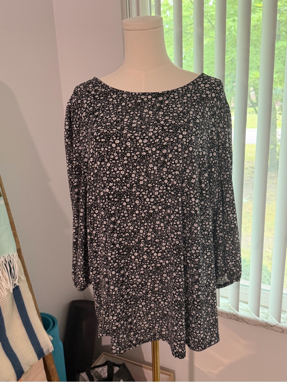 ADRIANNA PAPELL TOP - 1X